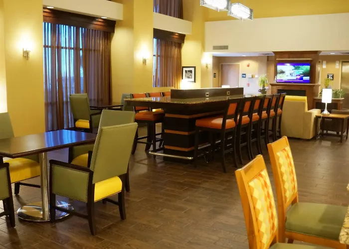 Hotel Hampton & 3*
